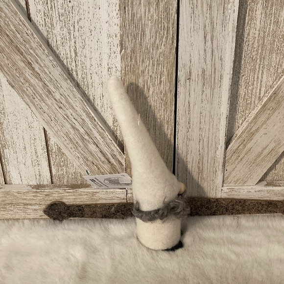 Larssons Tra Tranemo Santa - Picture 4 of 10